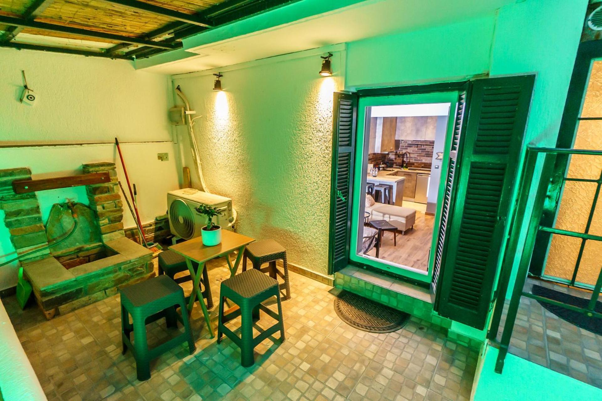 Happiness With Terrace. Апартаменты